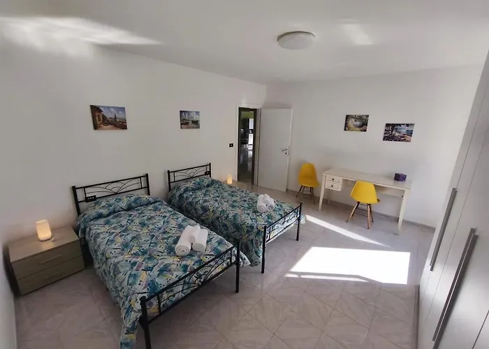 Casa Cavallaro Con Piscina Estiva, Giardino E Parcheggio