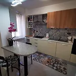 Casa Cavallaro Con Piscina Estiva, Parcheggio E Giardino *