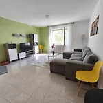 Casa Cavallaro Con Piscina Estiva, Parcheggio E Giardino * Pescara
