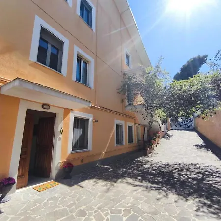 Apartment Casa Cavallaro Con Piscina Estiva, Parcheggio E Giardino Pescara