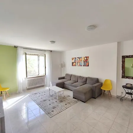 Casa Cavallaro Con Piscina Estiva, Parcheggio E Giardino Apartment Pescara